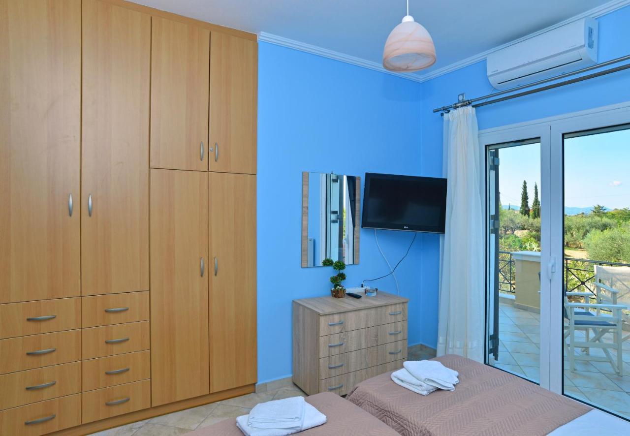 Villa Konstantinos 6 Bedrooms Aegina エクステリア 写真